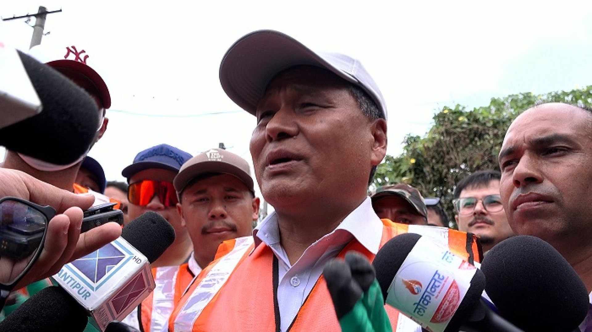 दुई खर्ब बराबरको संरचना नष्ट भयो, अब सबै मिलेर पुनर्निर्माण गरौं: मन्त्री घिसिङ